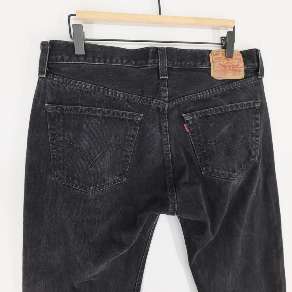 Levis 501 Jeans Mens 36x32 Black Straight Leg Button Fly Denim Original Fit